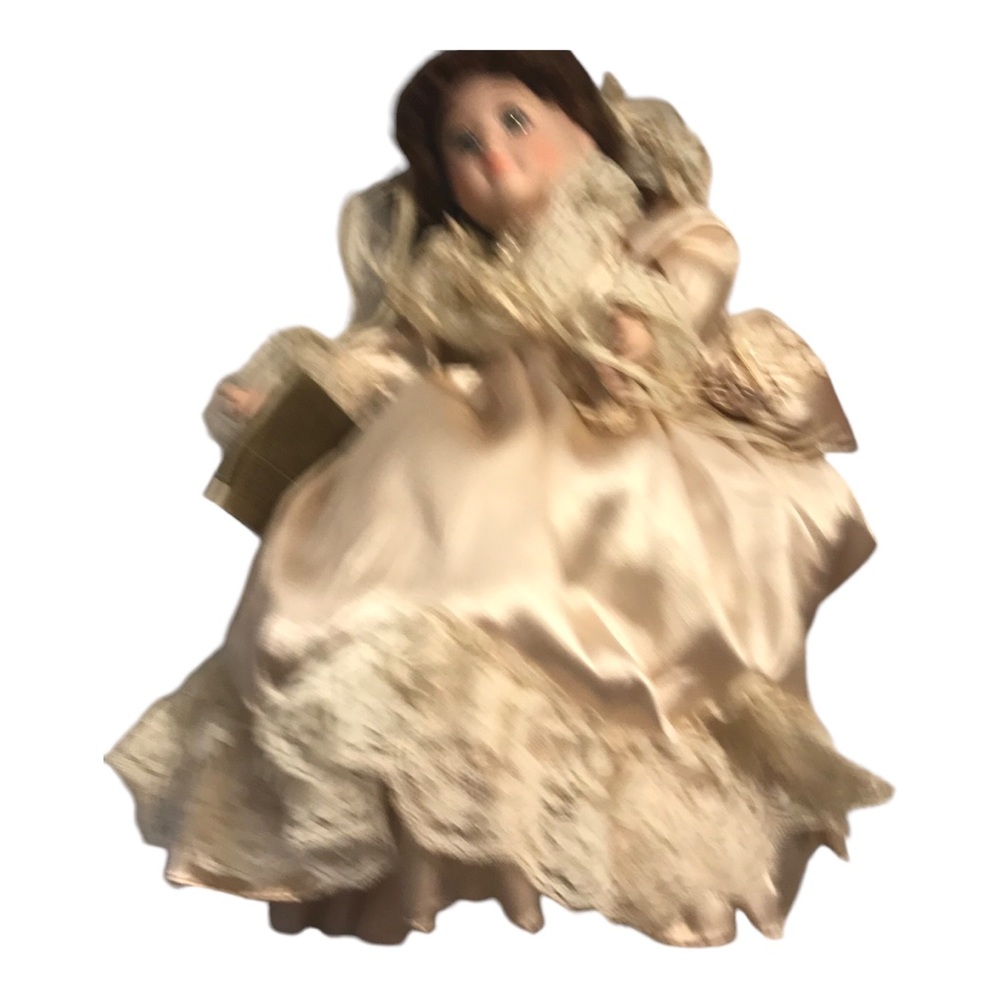 Seymour Mann Connoisseur Porcelain Doll